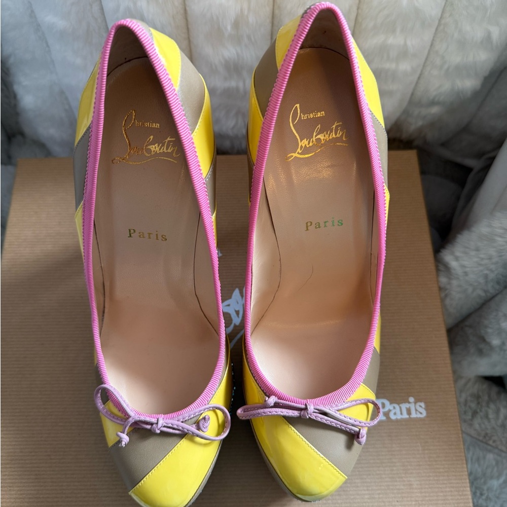 Christian Louboutin Foraine Yellow and Beige Heels with Blue Glitter Platform - Picture 8 of 10